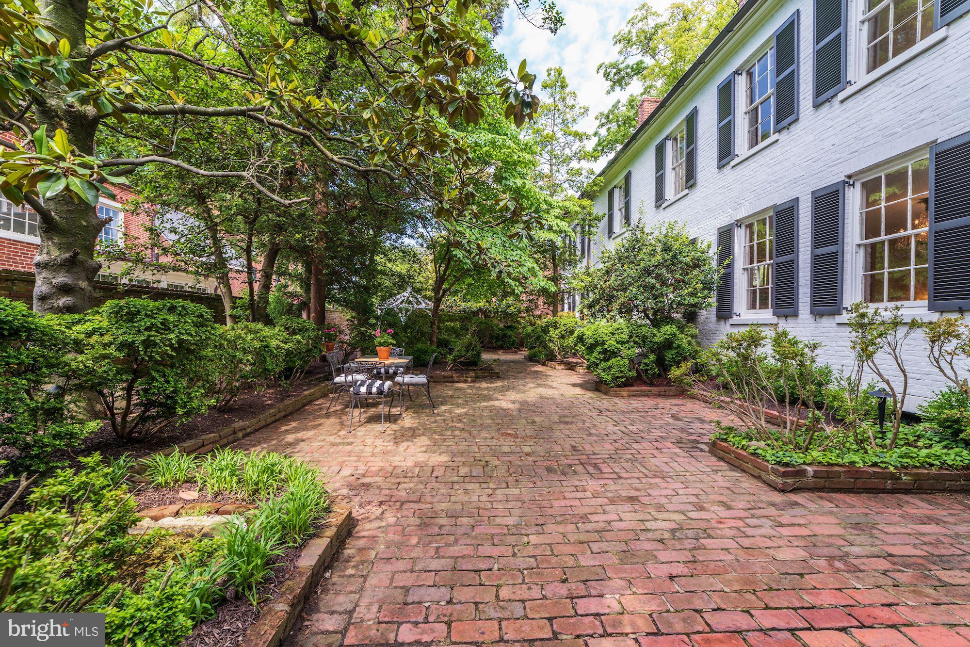 OLD TOWN SE QUADRANT - Residential