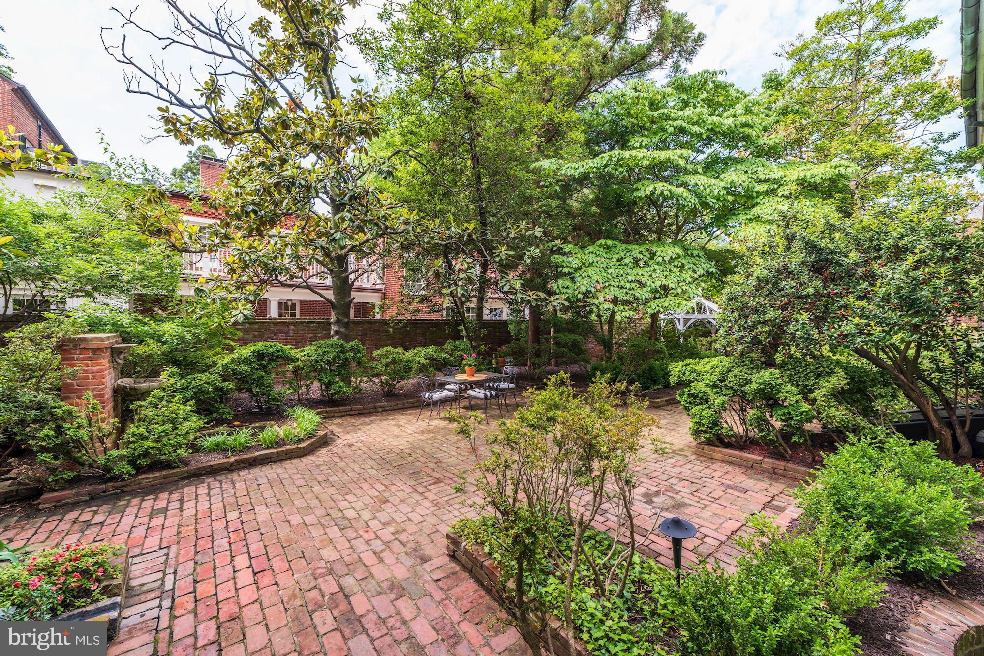 OLD TOWN SE QUADRANT - Residential