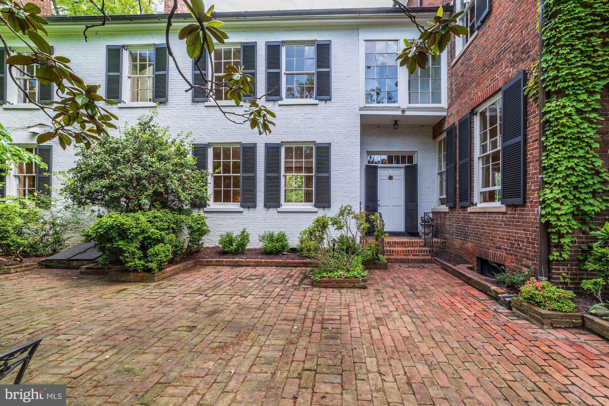 OLD TOWN SE QUADRANT - Residential