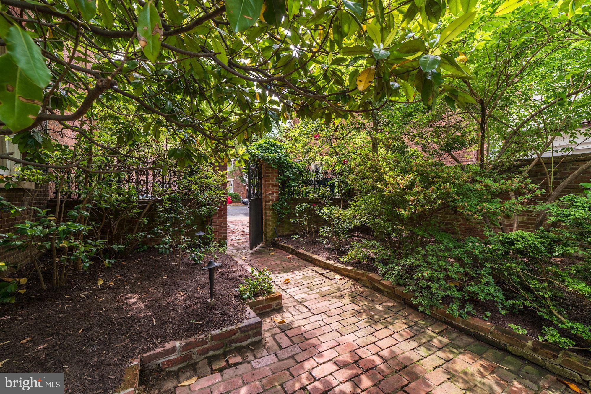 OLD TOWN SE QUADRANT - Residential