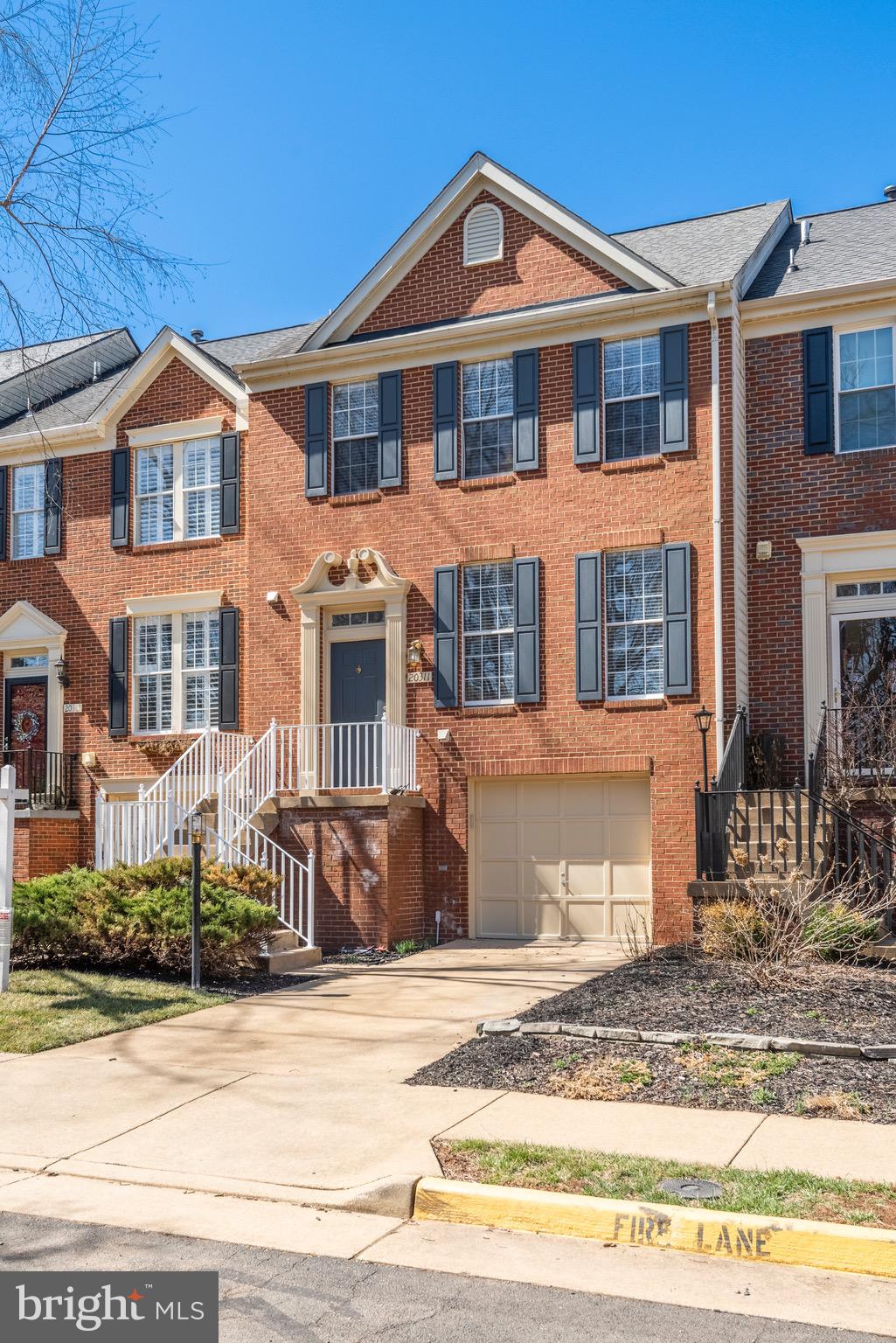 POTOMAC LAKES - Residential