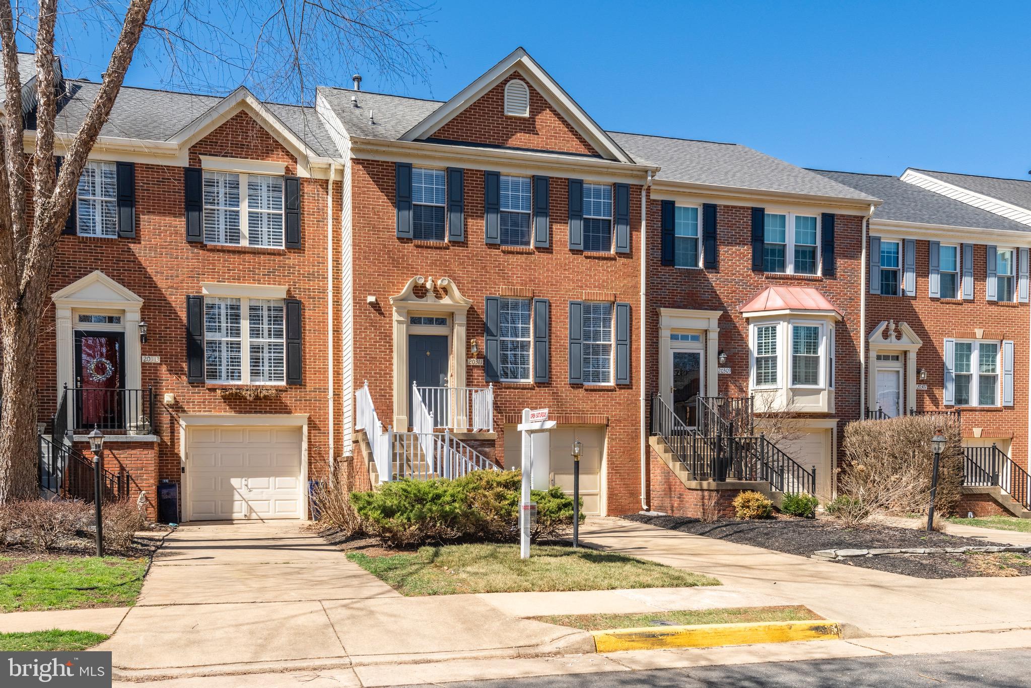 20311 BURNLEY SQUARE
