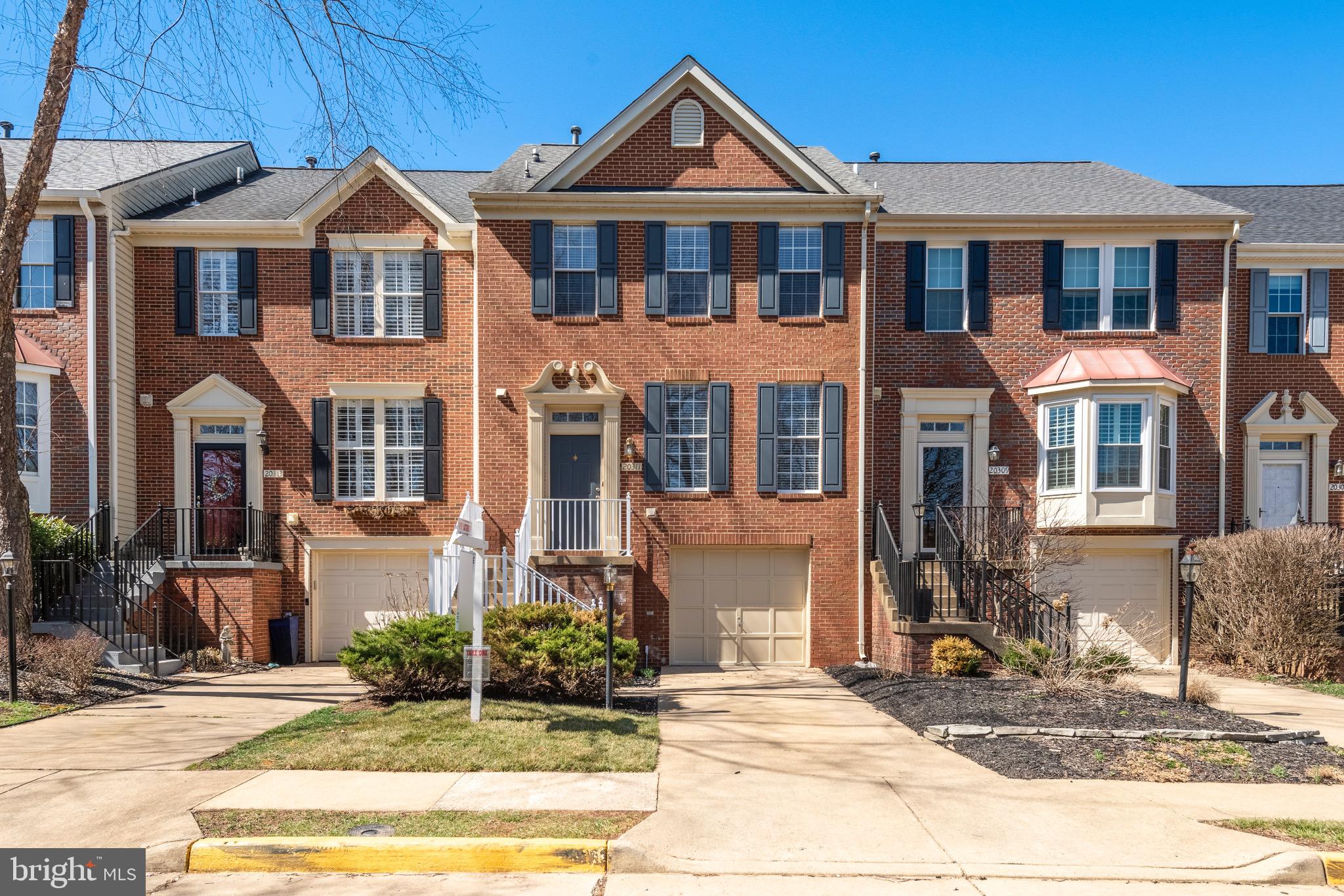 POTOMAC LAKES - Residential