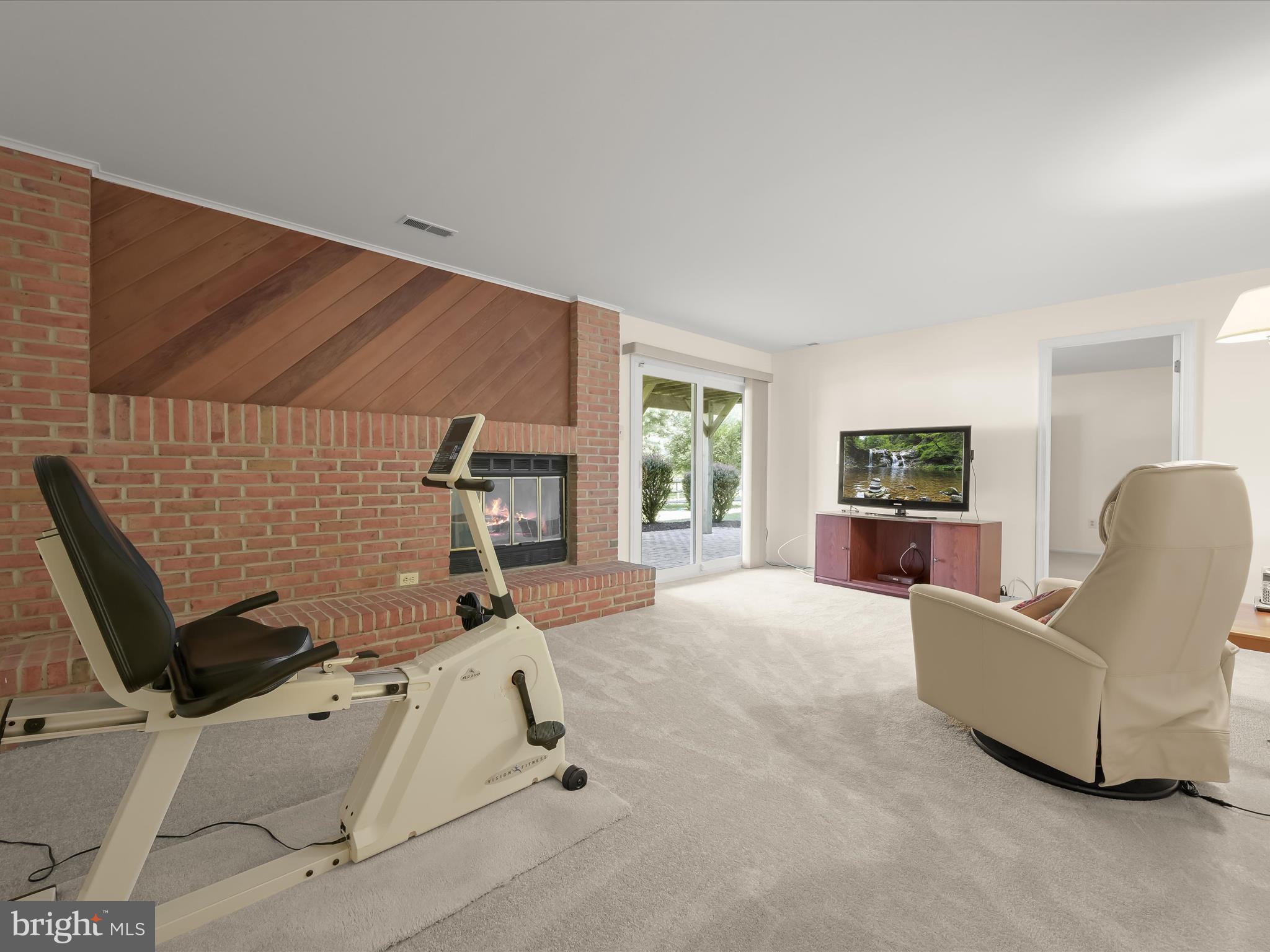 DORSEY HALL - Residential