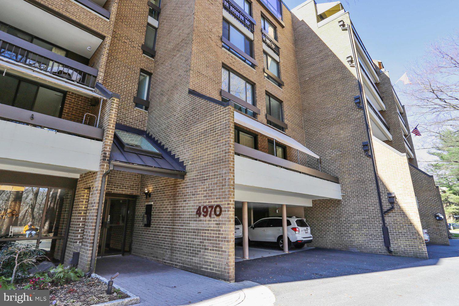 SUMNER VILLAGE - Residential
