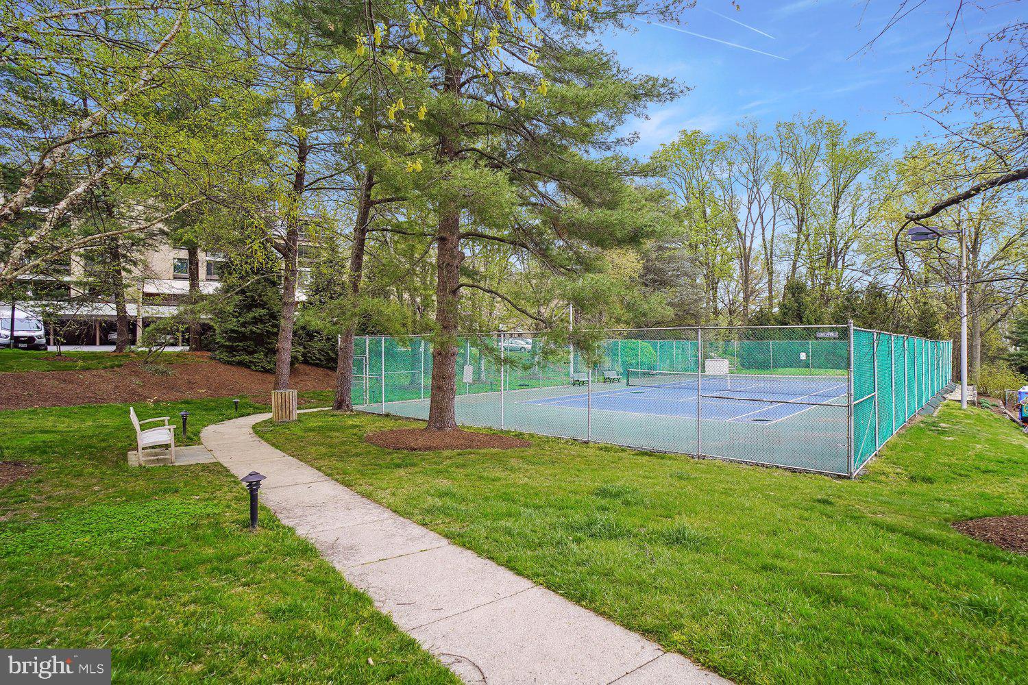 SUMNER VILLAGE - Residential