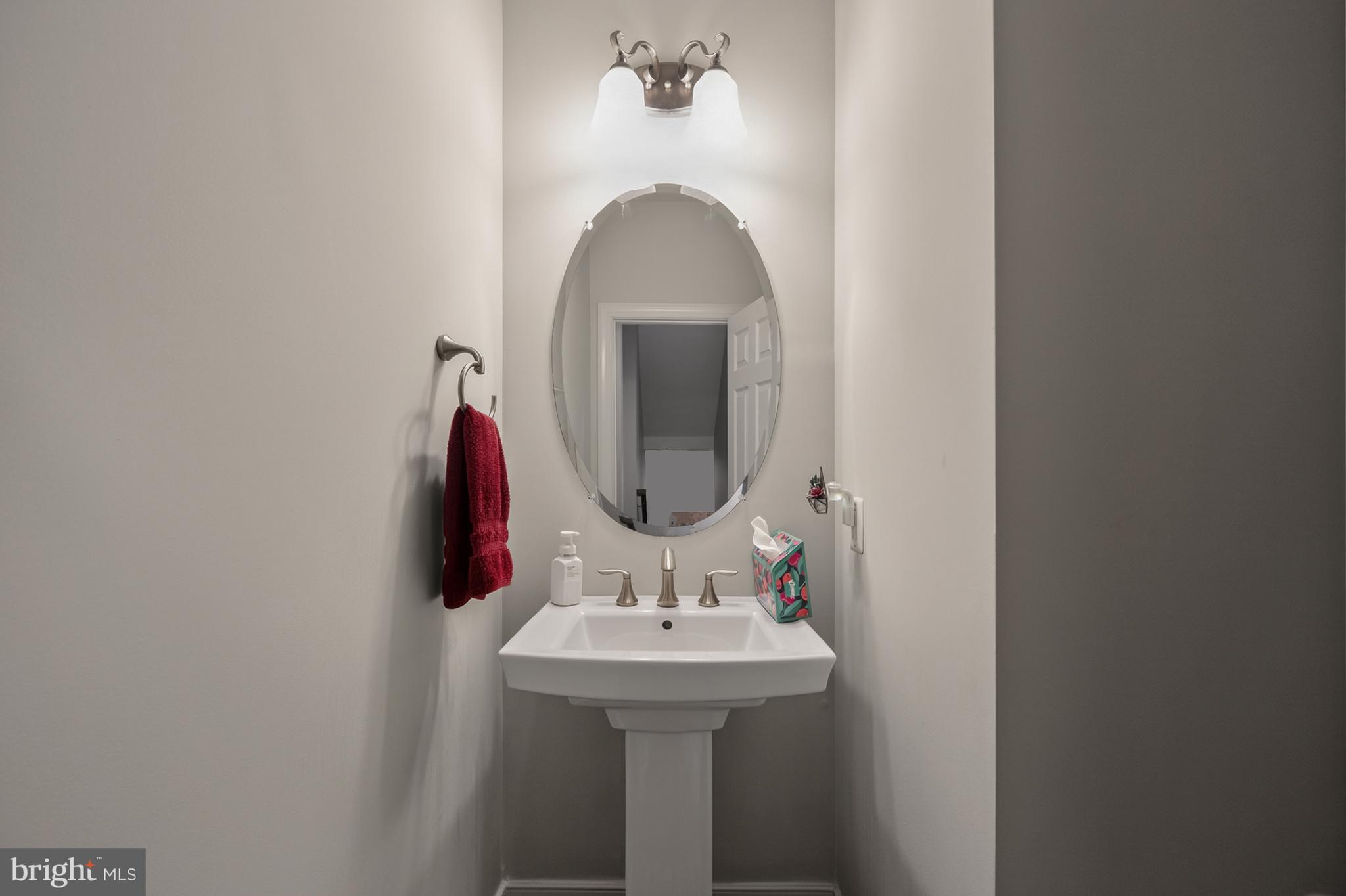 HUNTINGTON MEWS - Residential