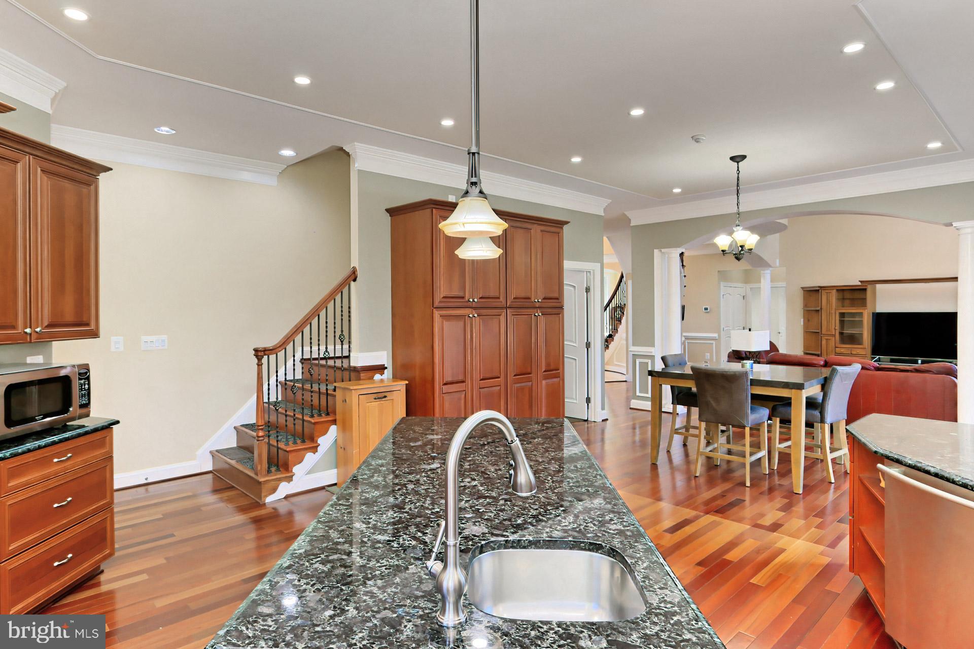 CARTERS GROVE - Residential