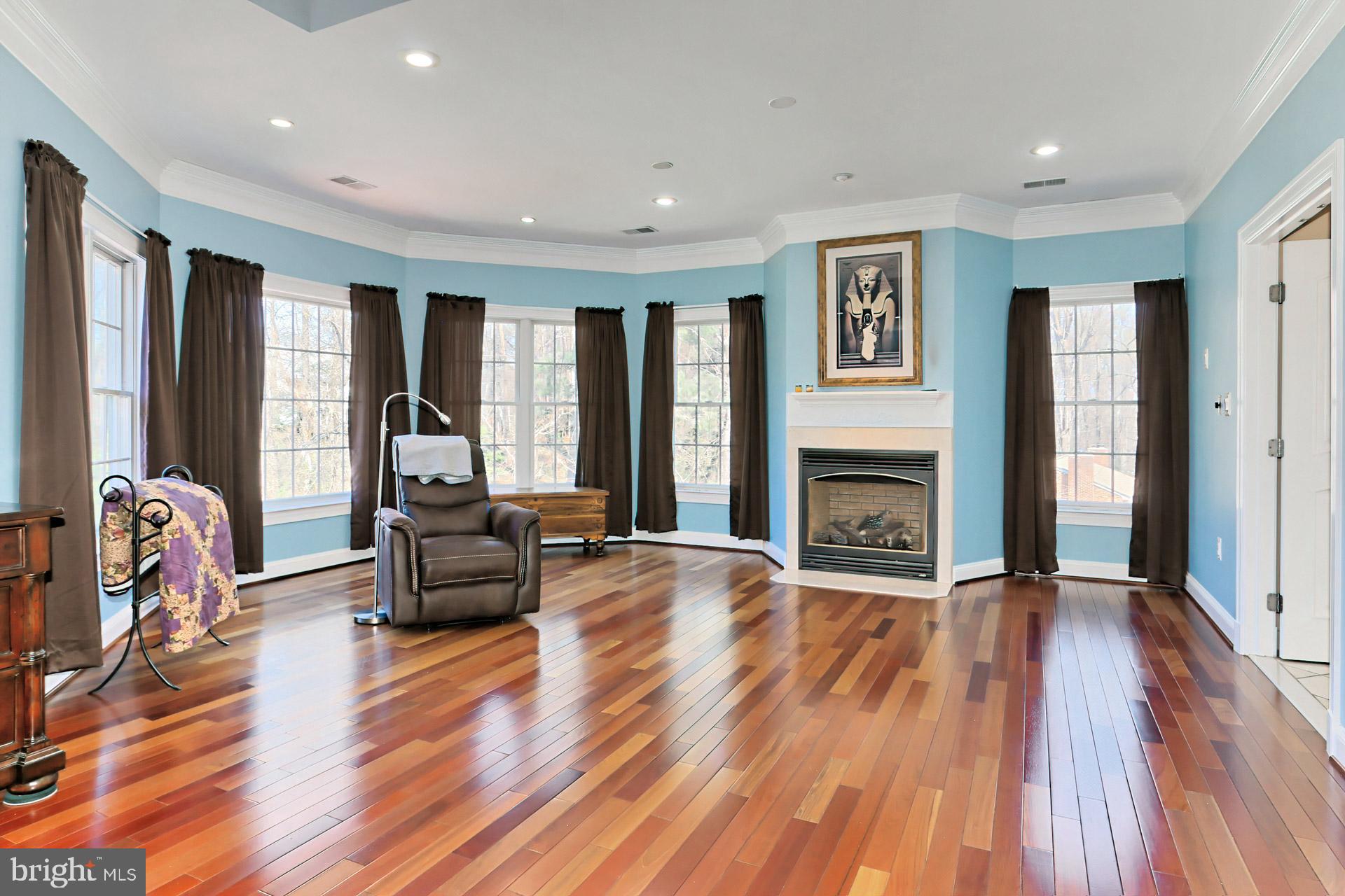 CARTERS GROVE - Residential