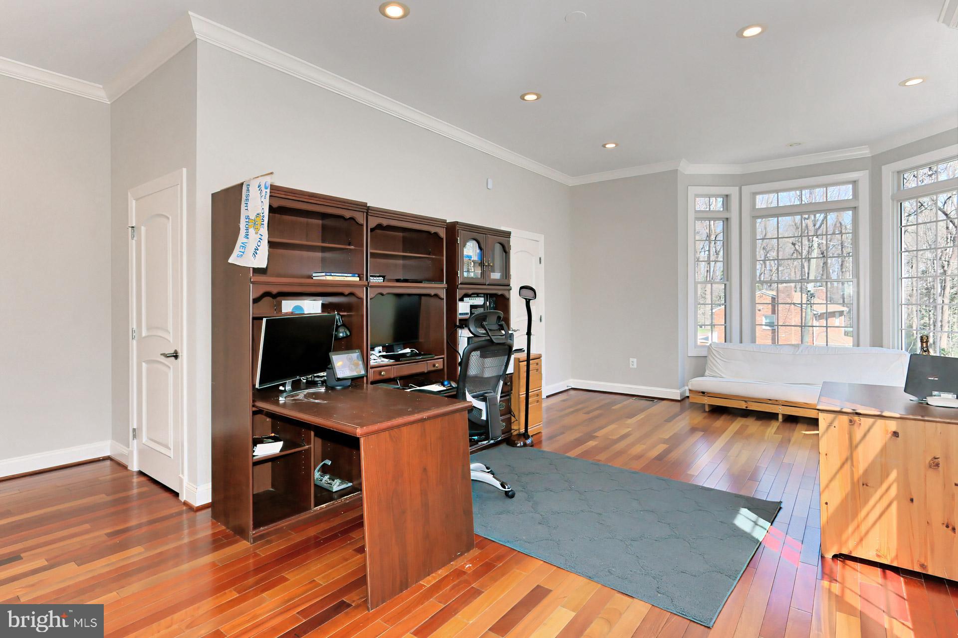 CARTERS GROVE - Residential