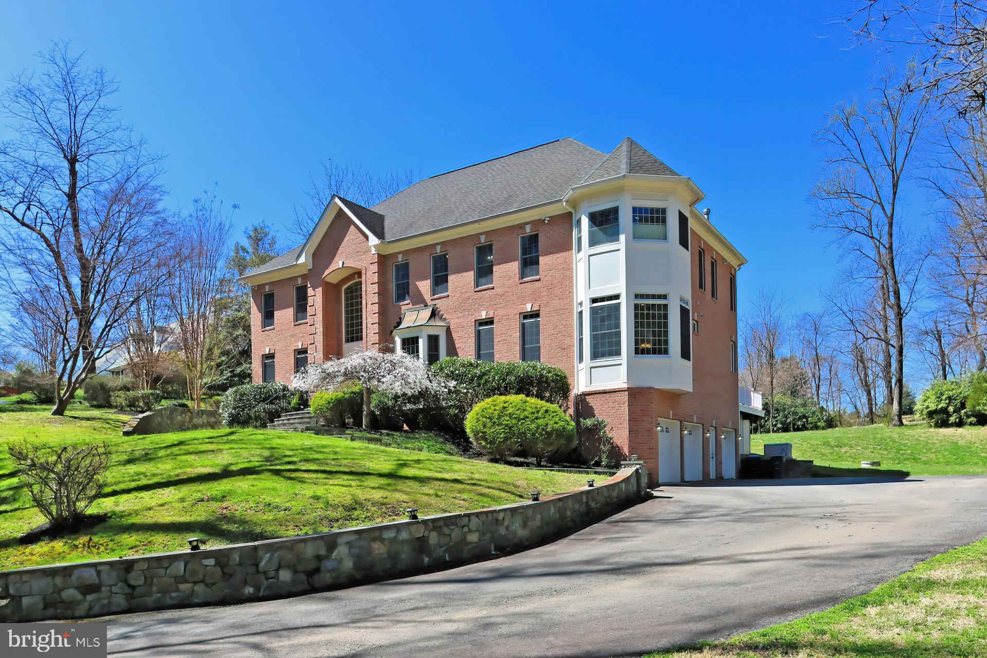 CARTERS GROVE - Residential