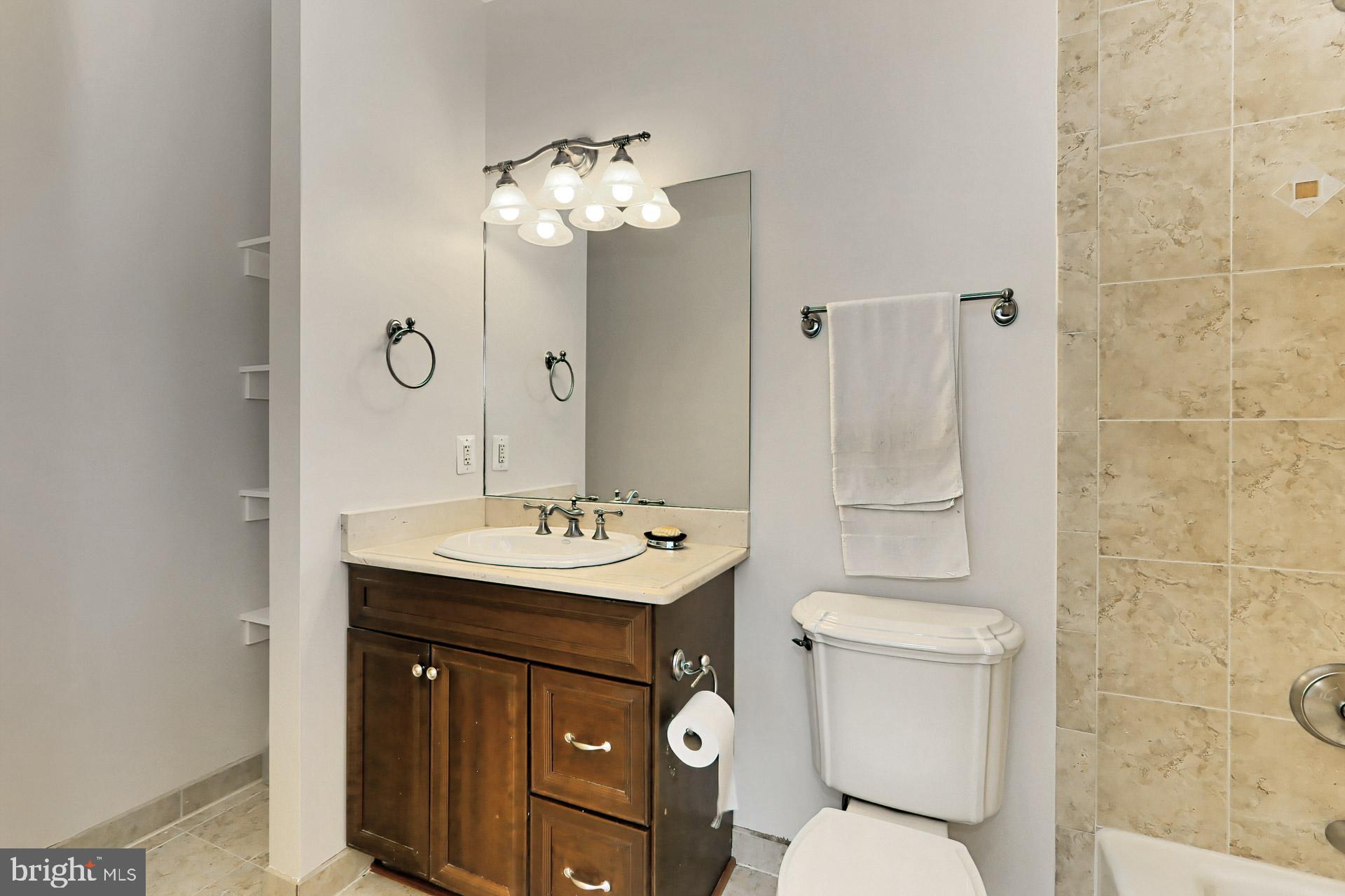 CARTERS GROVE - Residential