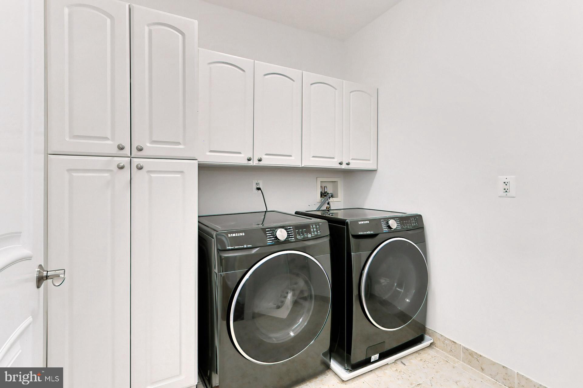 CARTERS GROVE - Residential