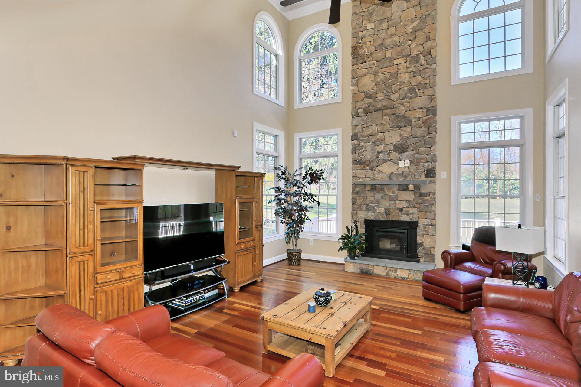 CARTERS GROVE - Residential