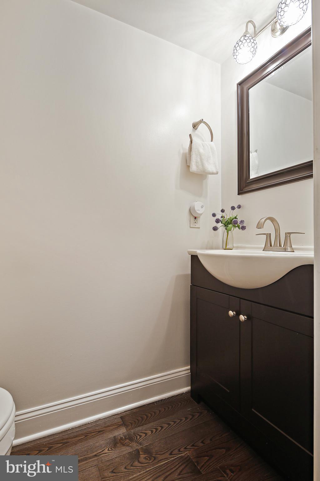 LOCUST POINT - Residential