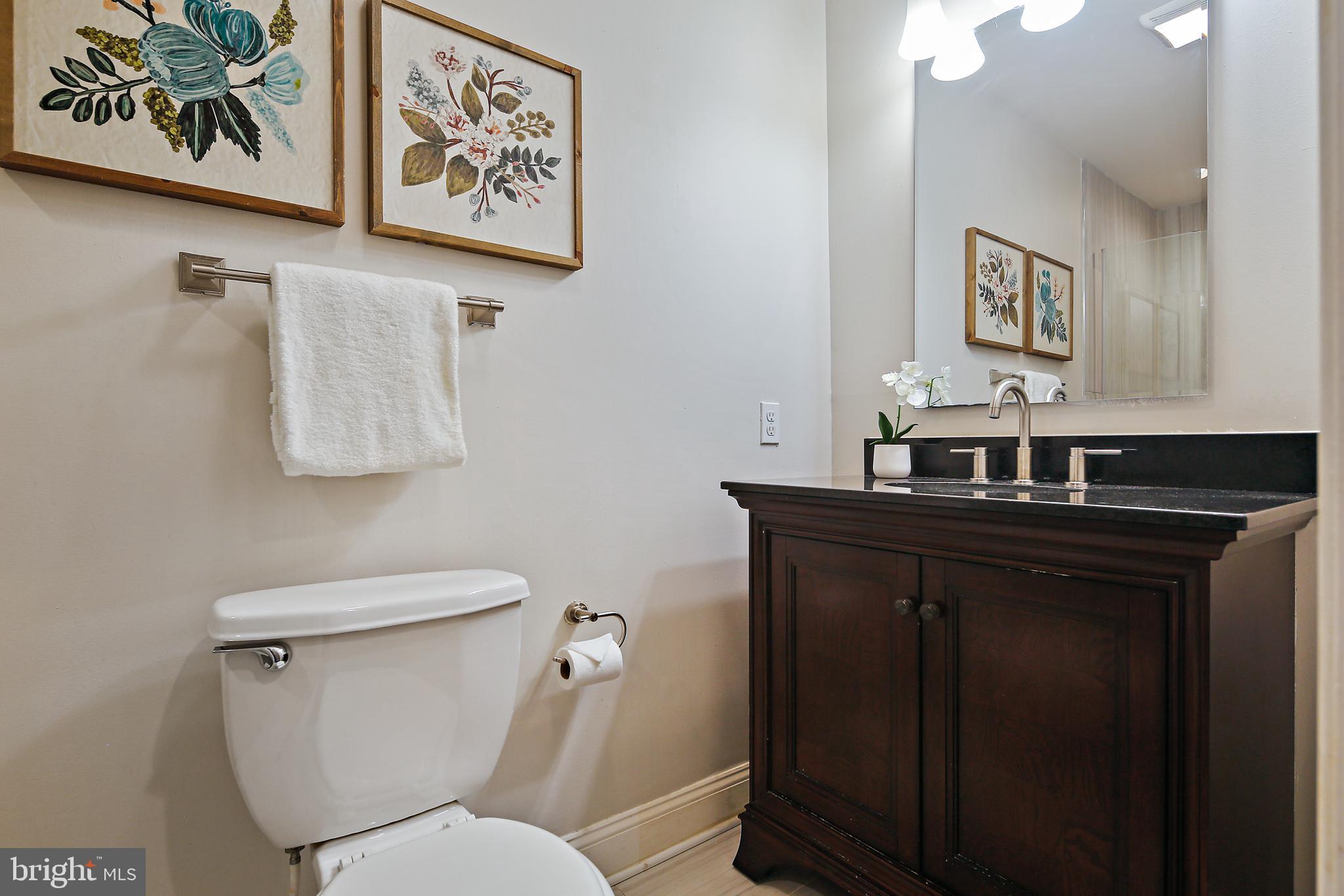 LOCUST POINT - Residential