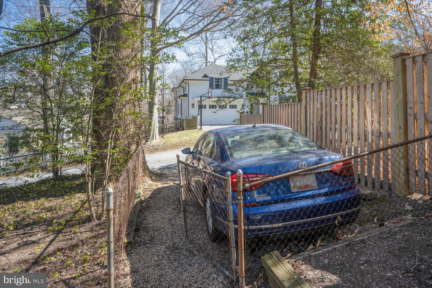 CHEVY CHASE - Residential