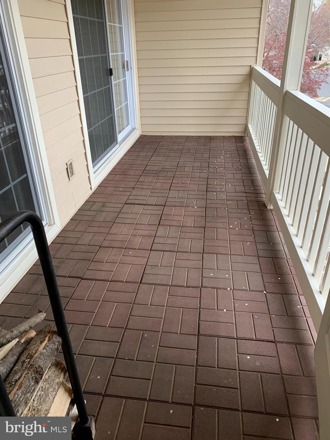 TREVOR HOUSE - Residential Lease