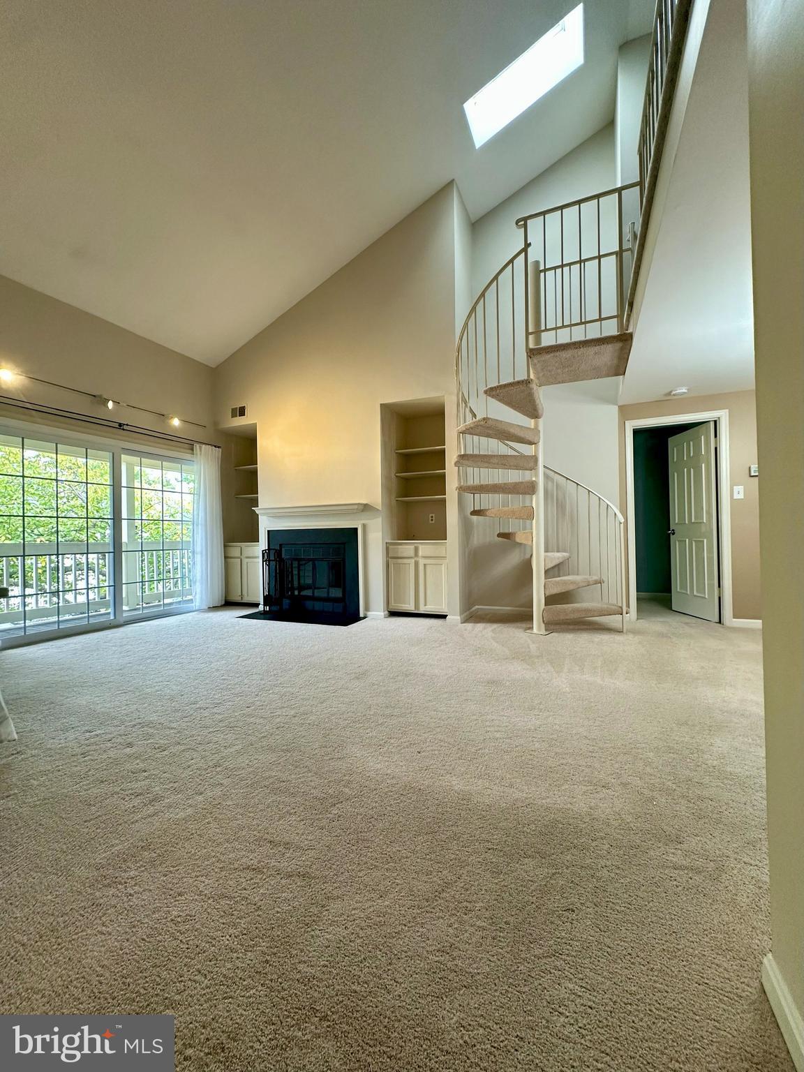 TREVOR HOUSE - Residential Lease