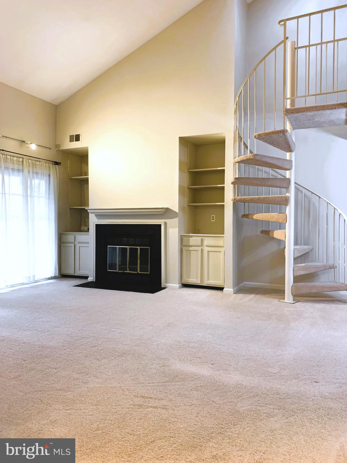 TREVOR HOUSE - Residential Lease