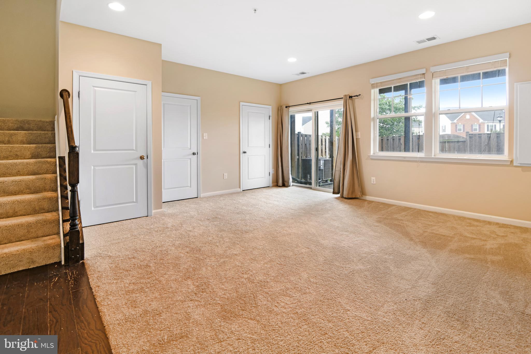 MANORS AT BALLENGER CREEK - Residential Lease