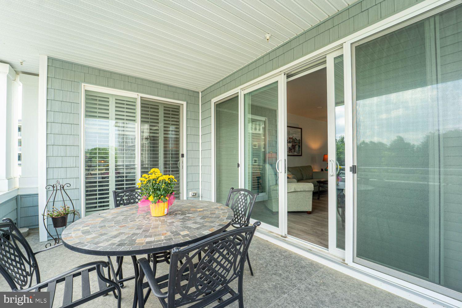 FOUR SEASONS AT KENT ISLAND - Residential