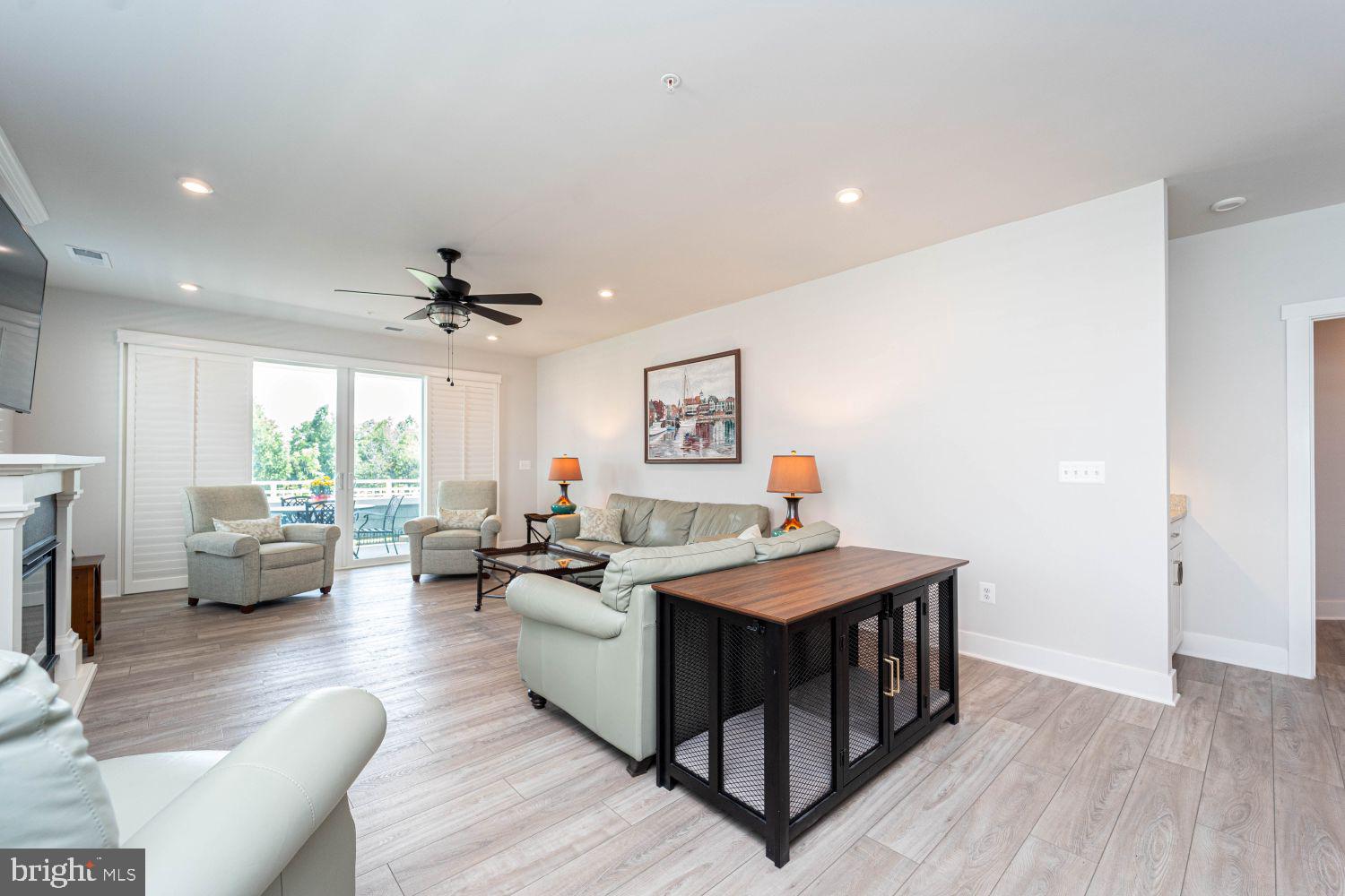 200 HARRIER WAY 21