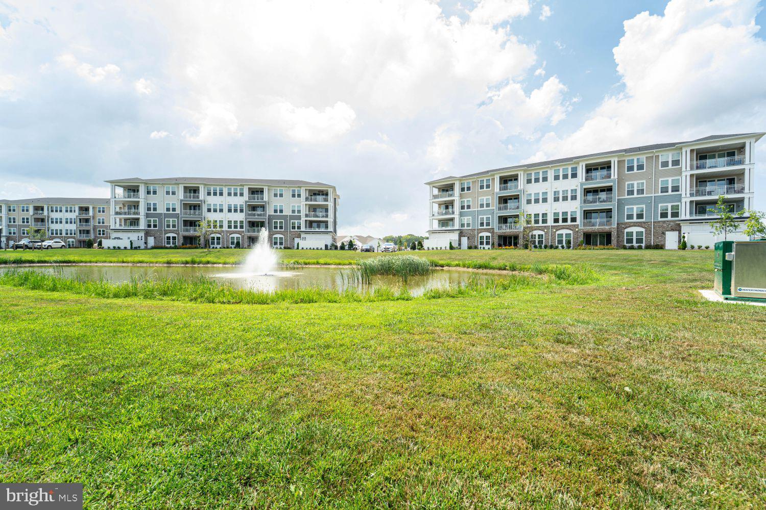 FOUR SEASONS AT KENT ISLAND - Residential