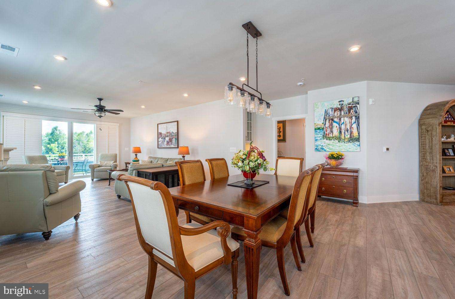 FOUR SEASONS AT KENT ISLAND - Residential