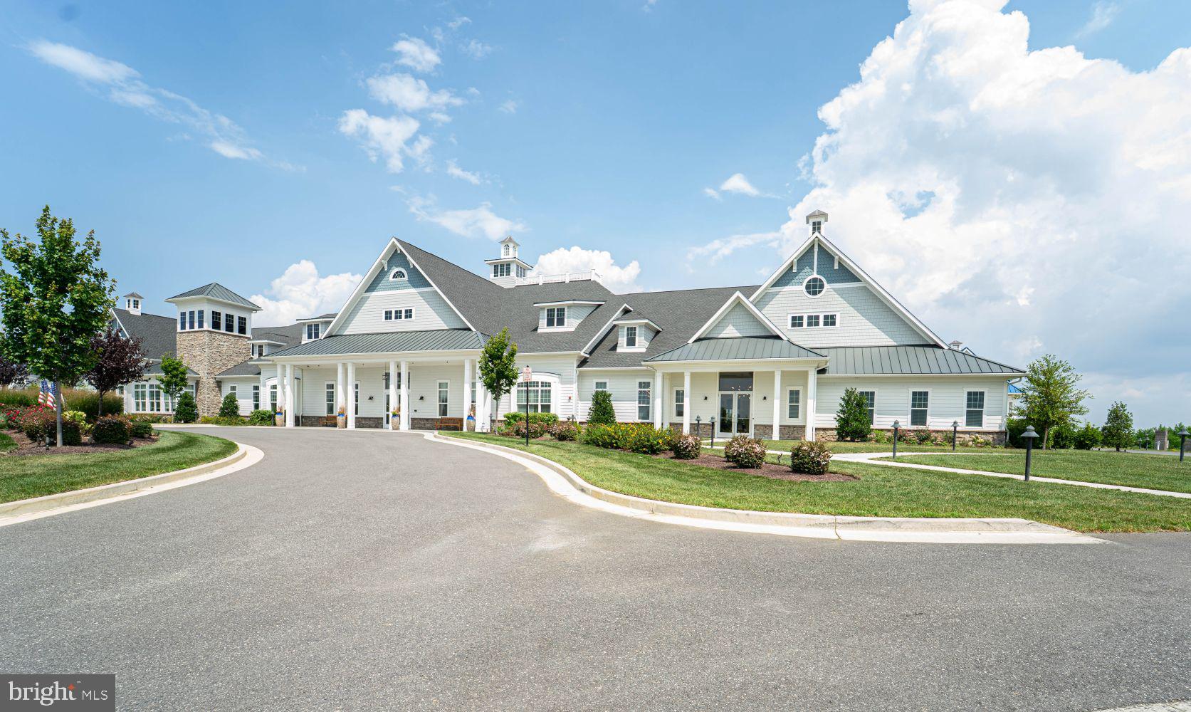 FOUR SEASONS AT KENT ISLAND - Residential