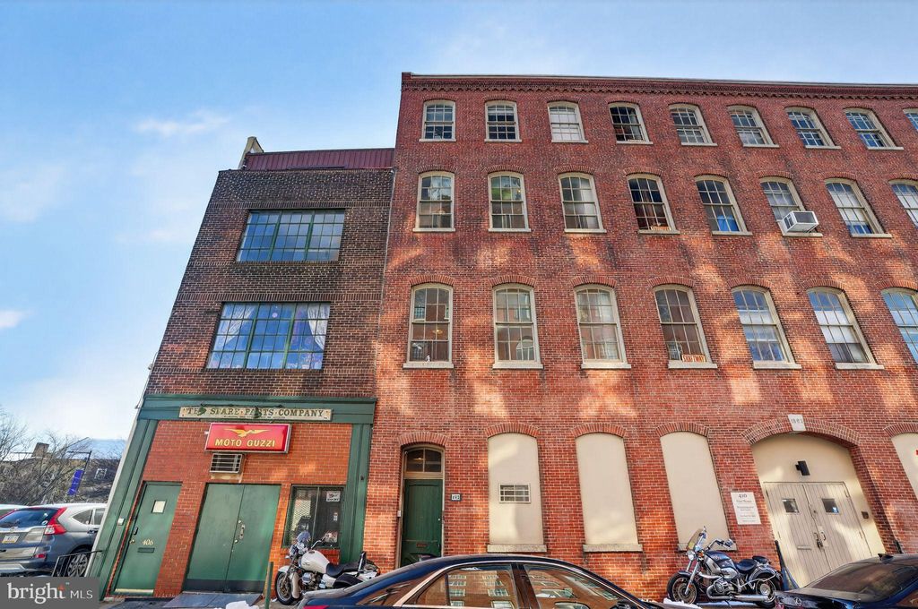 Photo of 408 Vine Street #2A, PHILADELPHIA, PA 19106 (MLS # PAPH2567000)