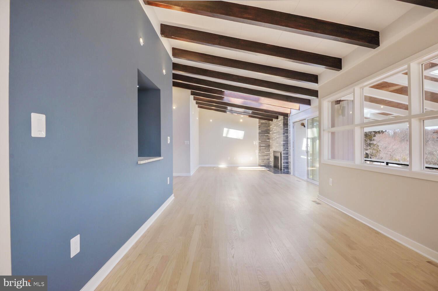 BARCROFT LAKE SHORES - Residential Lease