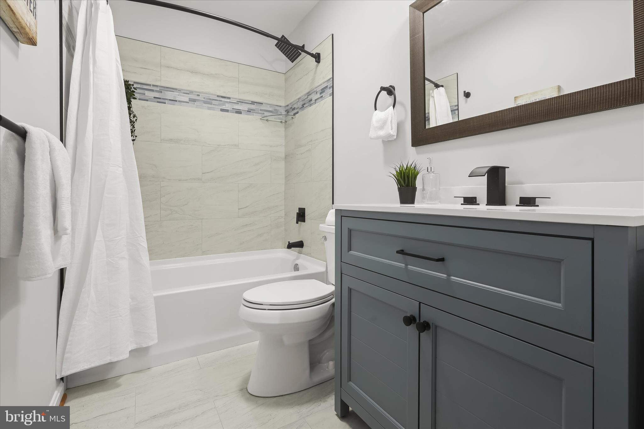 HERITAGE HARBOUR - Residential