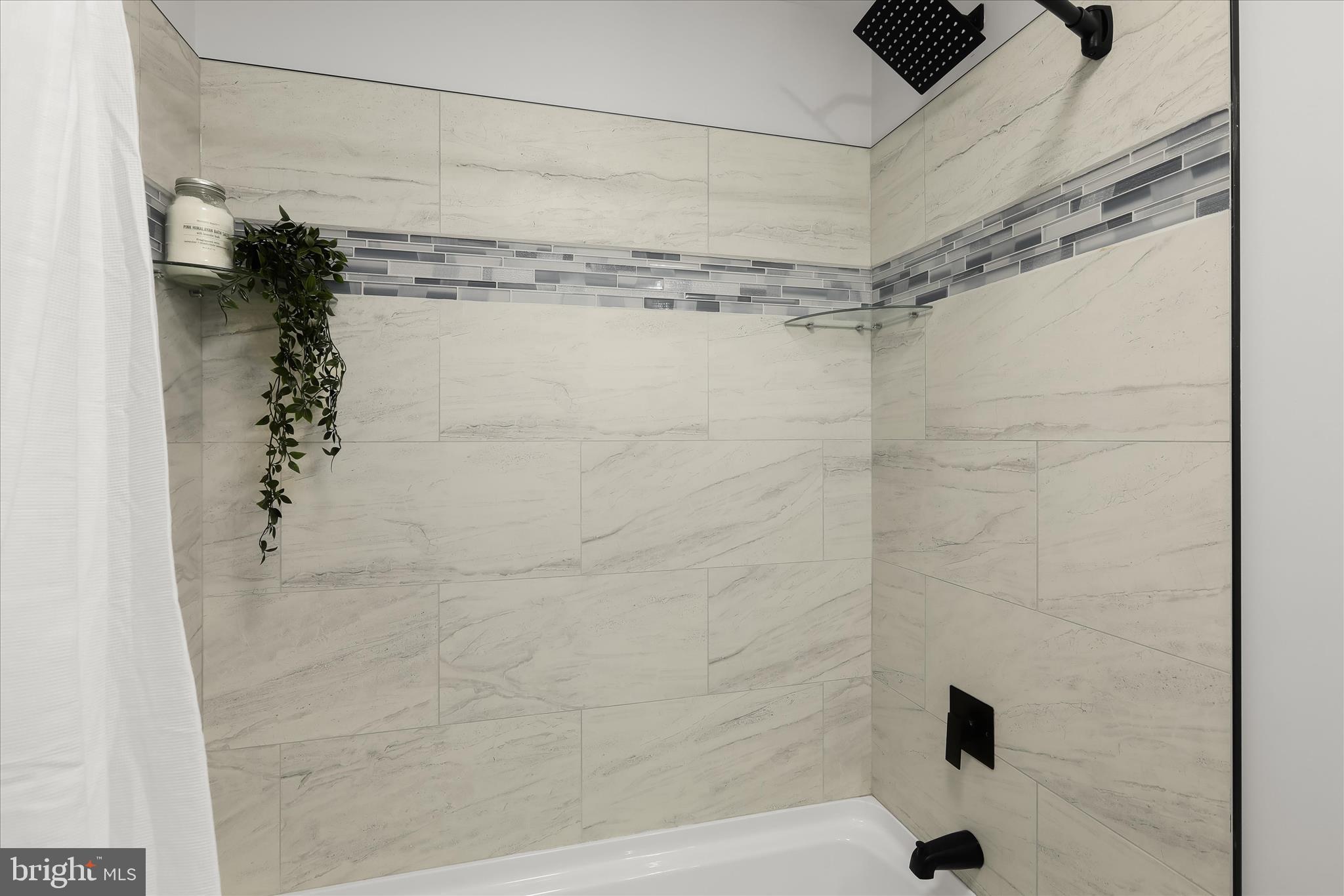 HERITAGE HARBOUR - Residential