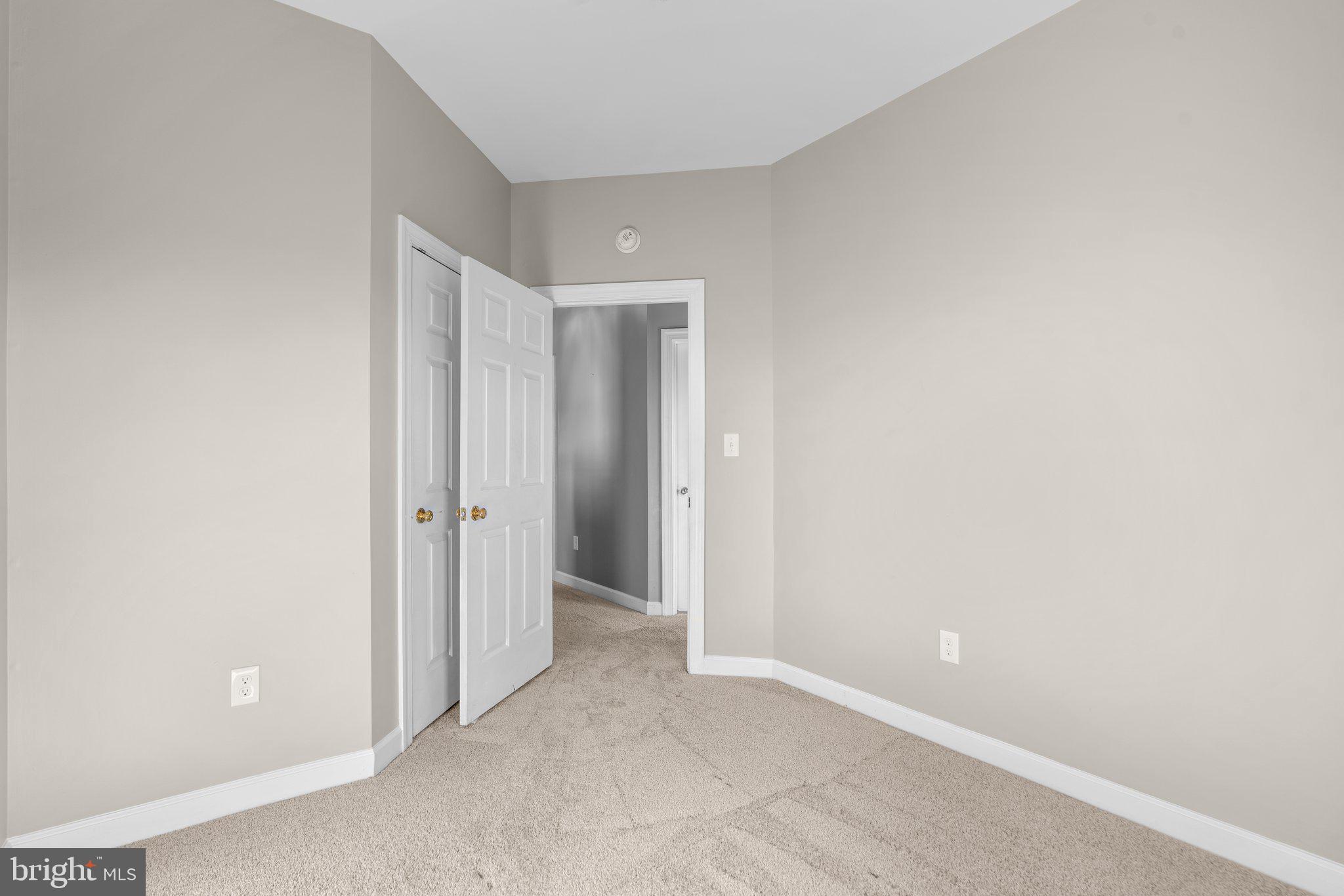 LYNDWOOD - Residential