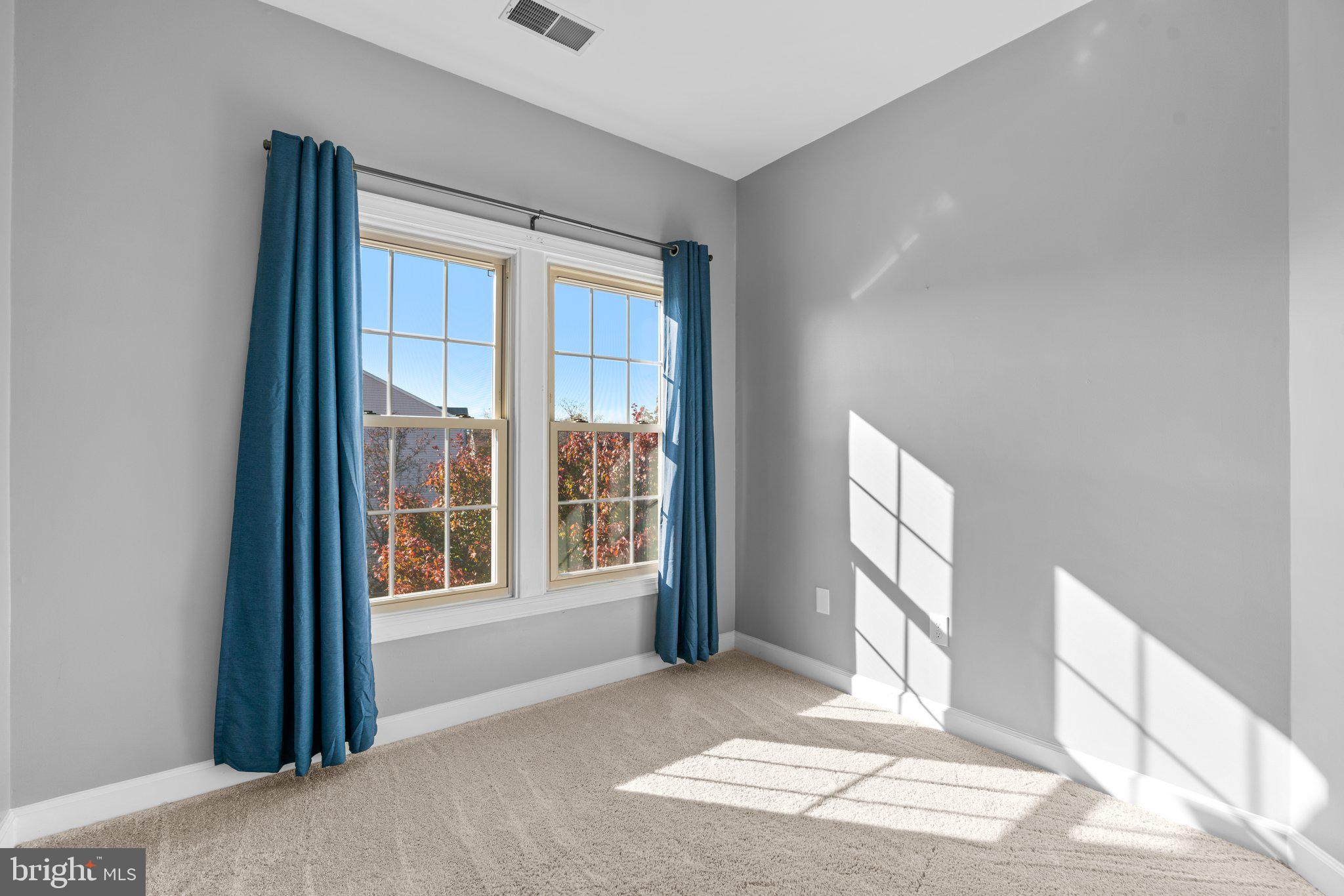 LYNDWOOD - Residential