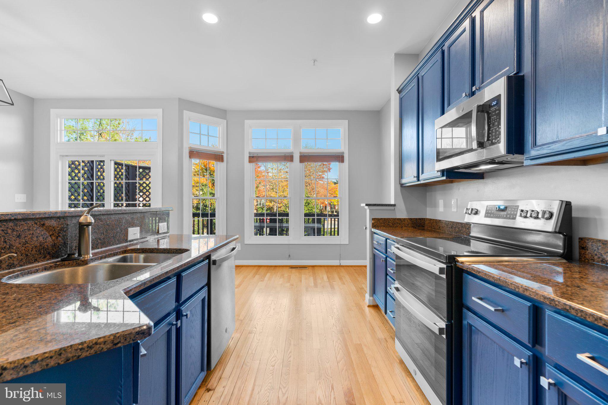 LYNDWOOD - Residential