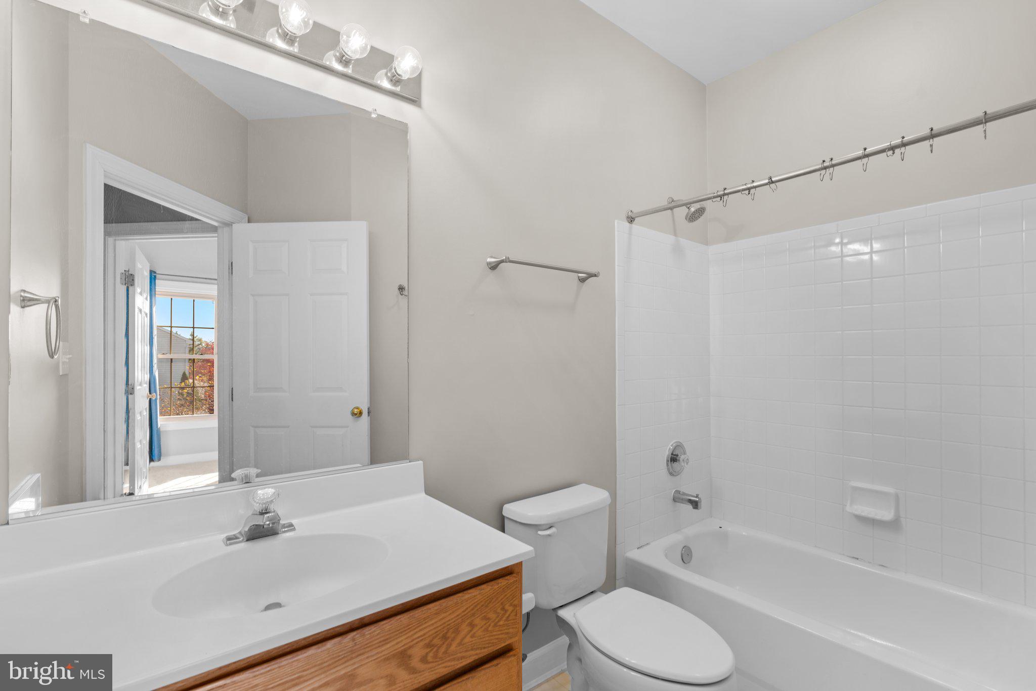 LYNDWOOD - Residential