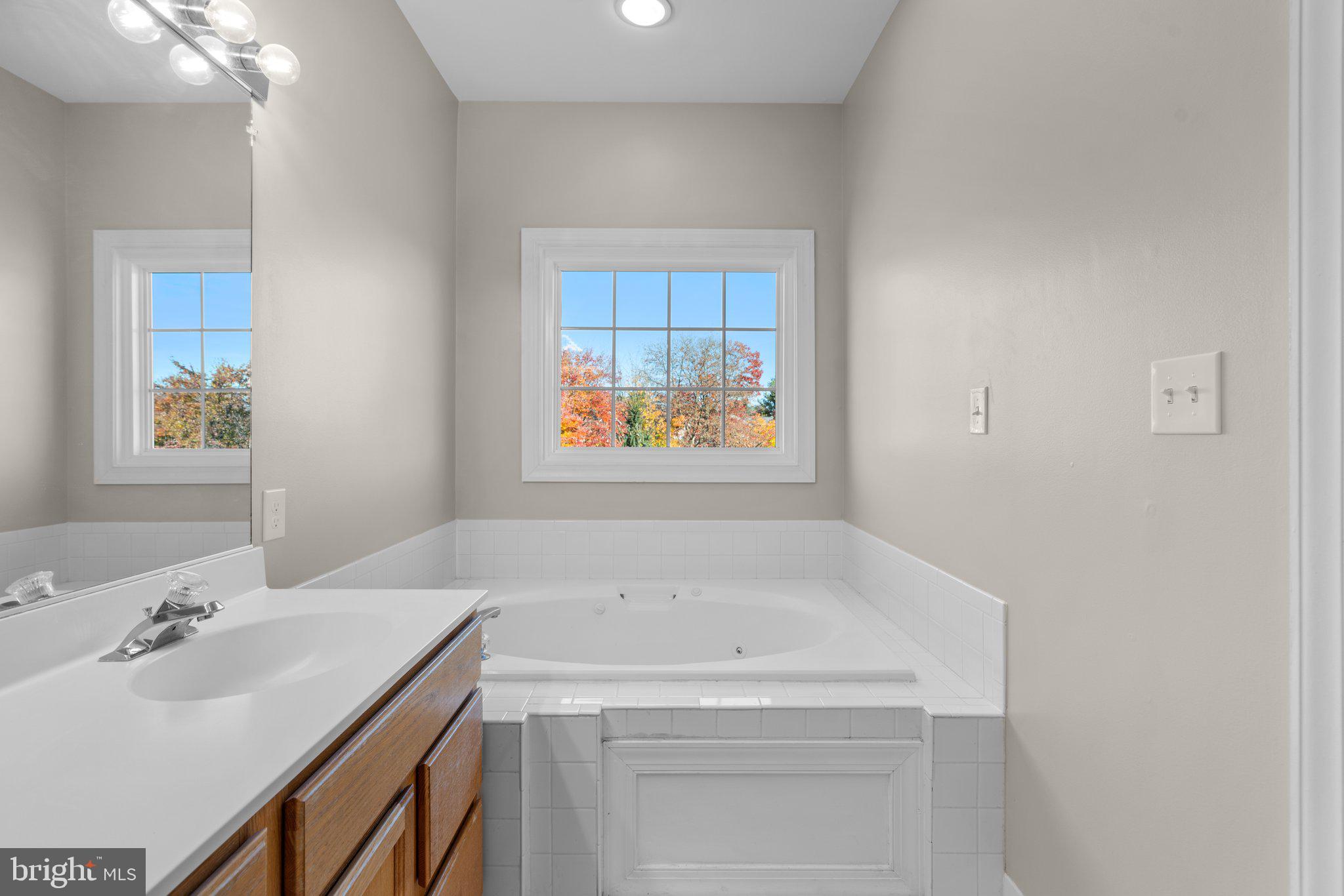 LYNDWOOD - Residential