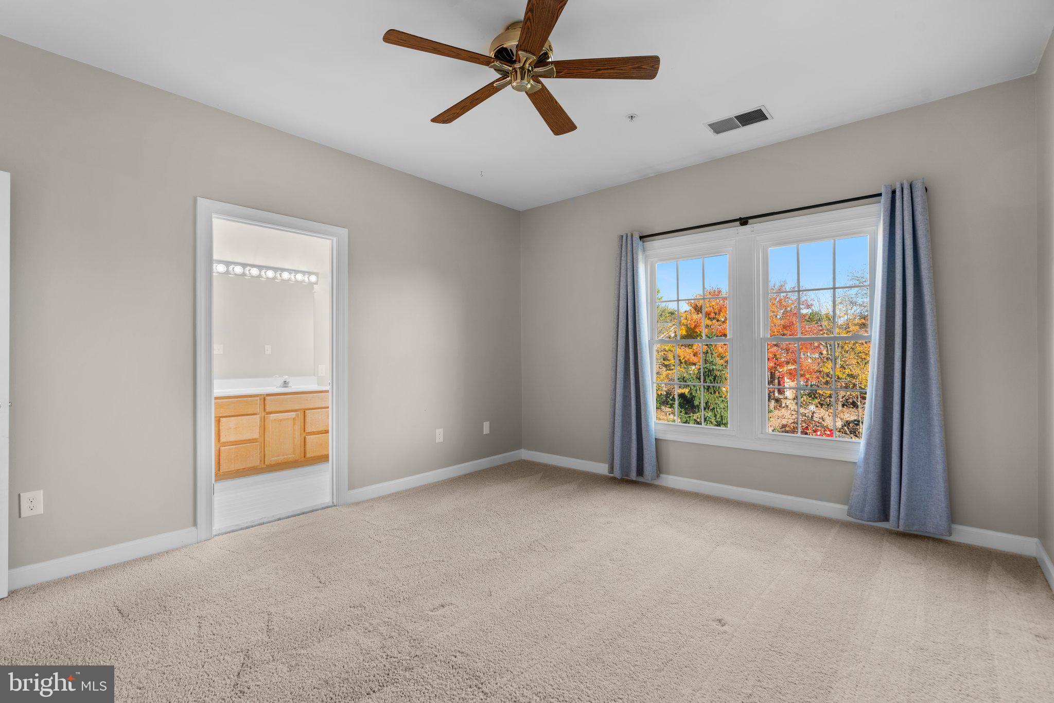 LYNDWOOD - Residential