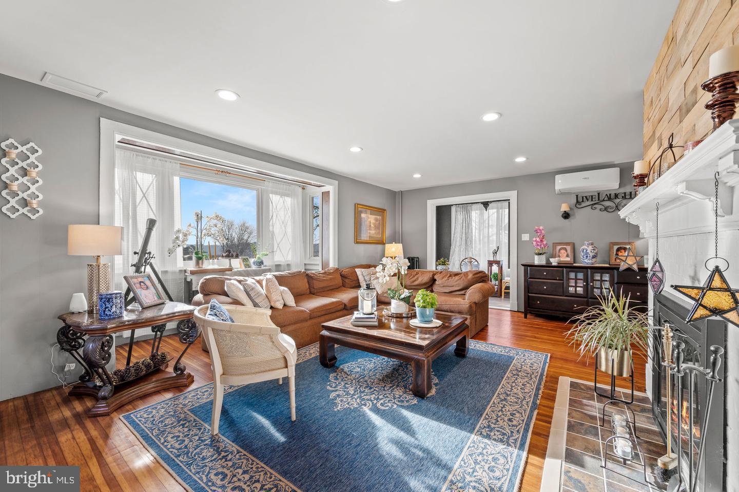 18 MONTCLAIR AVENUE