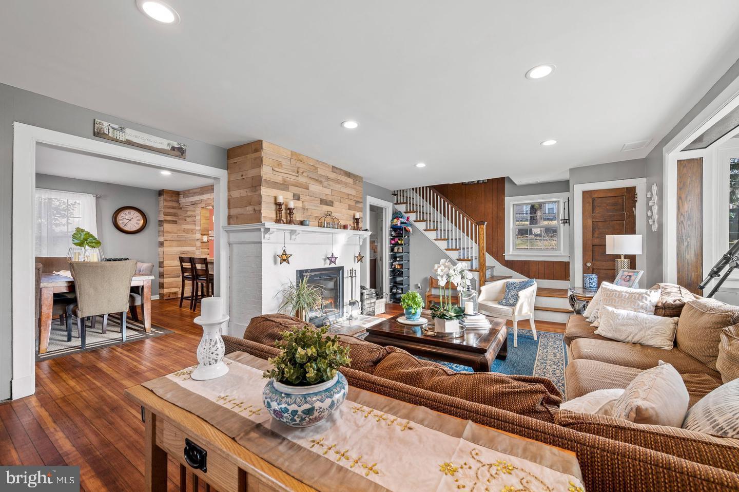 18 MONTCLAIR AVENUE