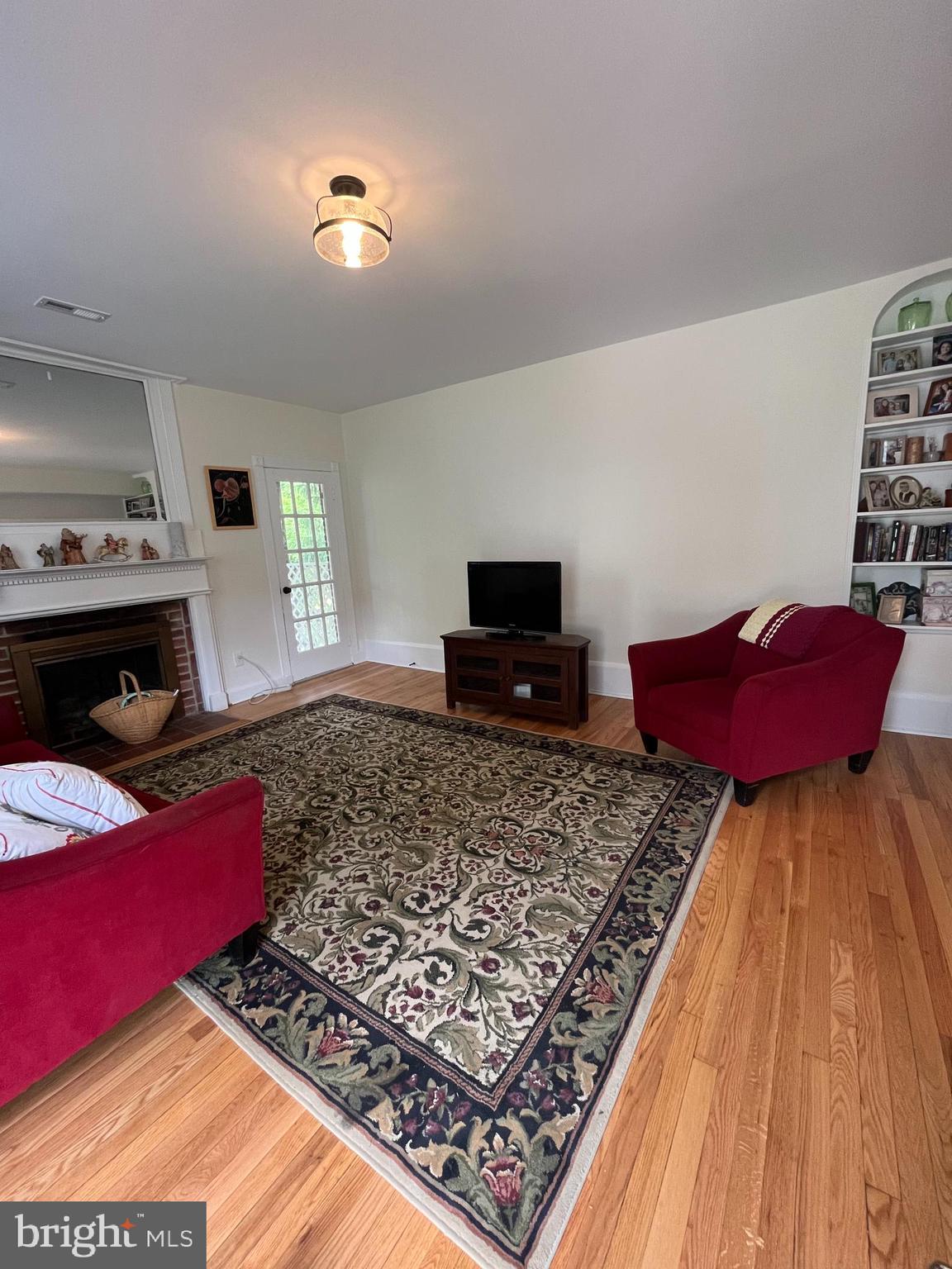 STONELEIGH - Residential Lease