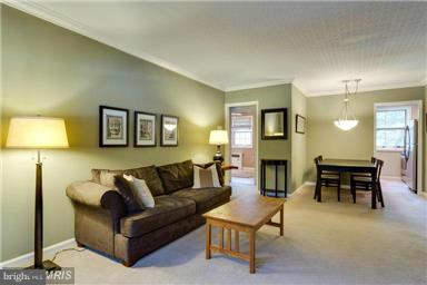 ARLINGTON OAKS - Residential Lease