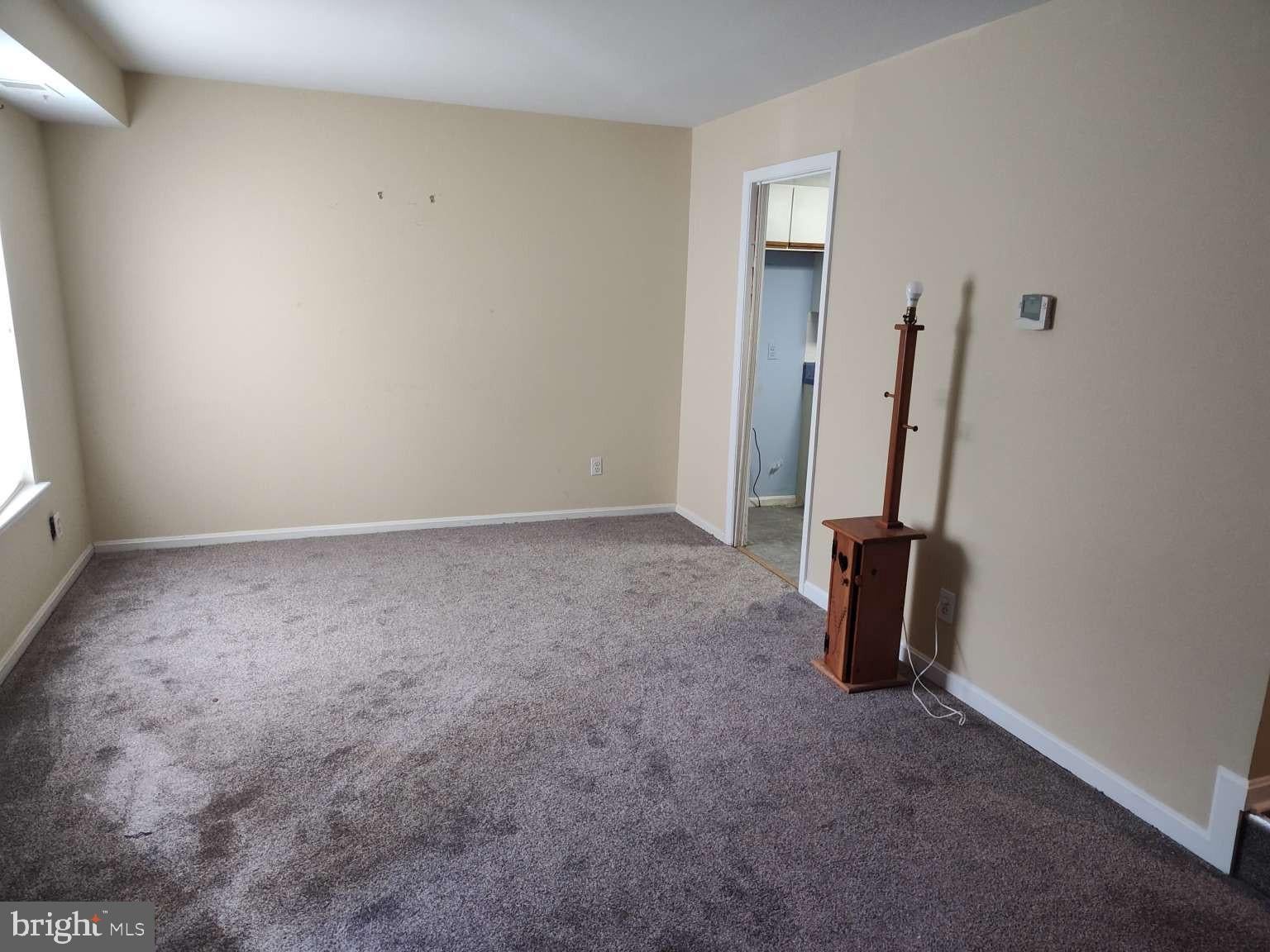 624 NEWBRIDGE COURT