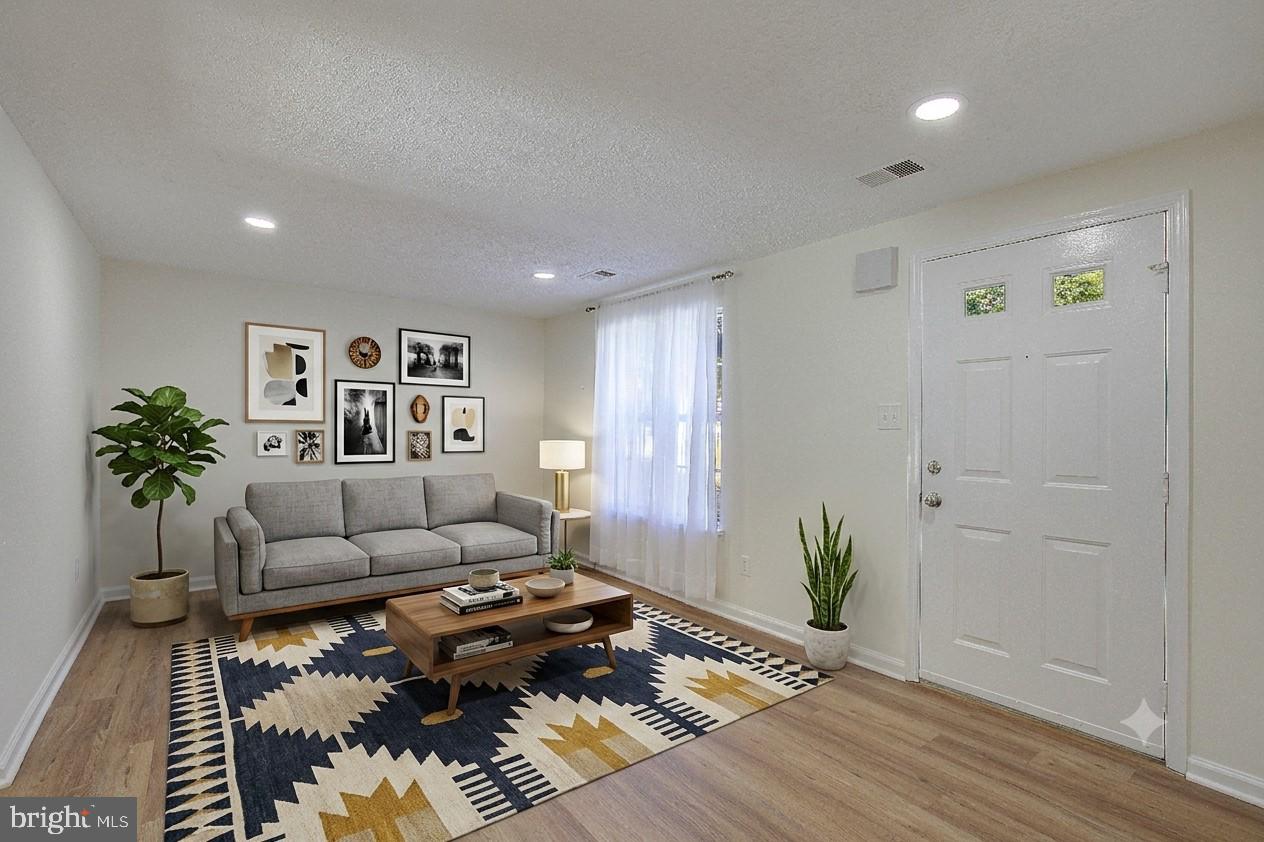 926 PLEASANT HILL LANE