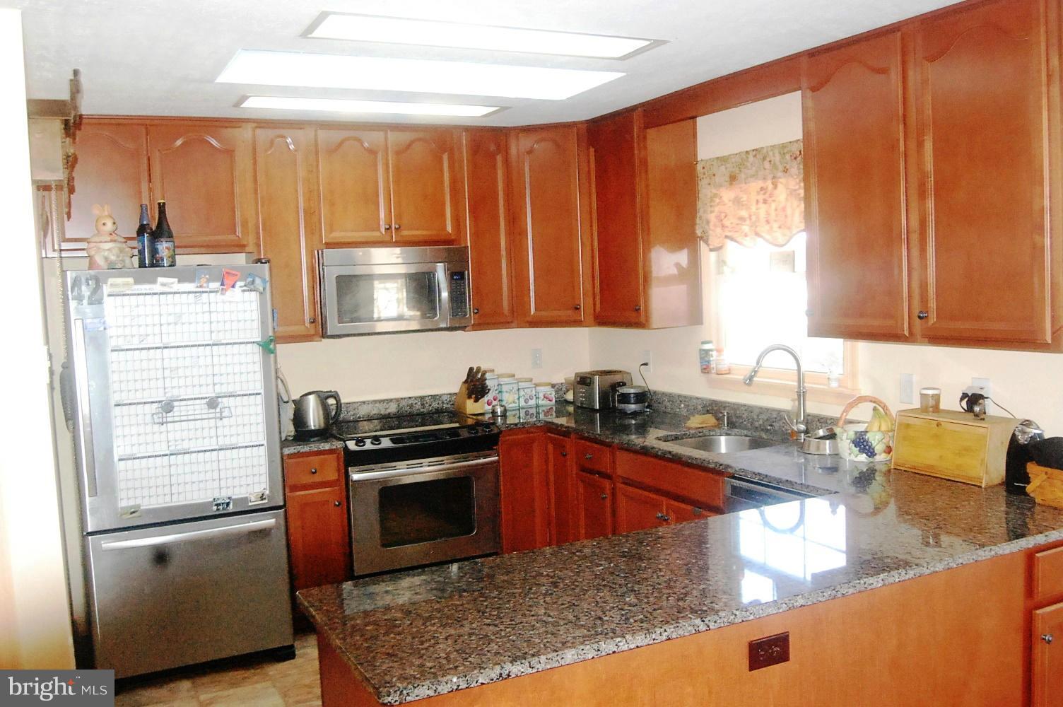 BENTWOOD ESTATES - Residential