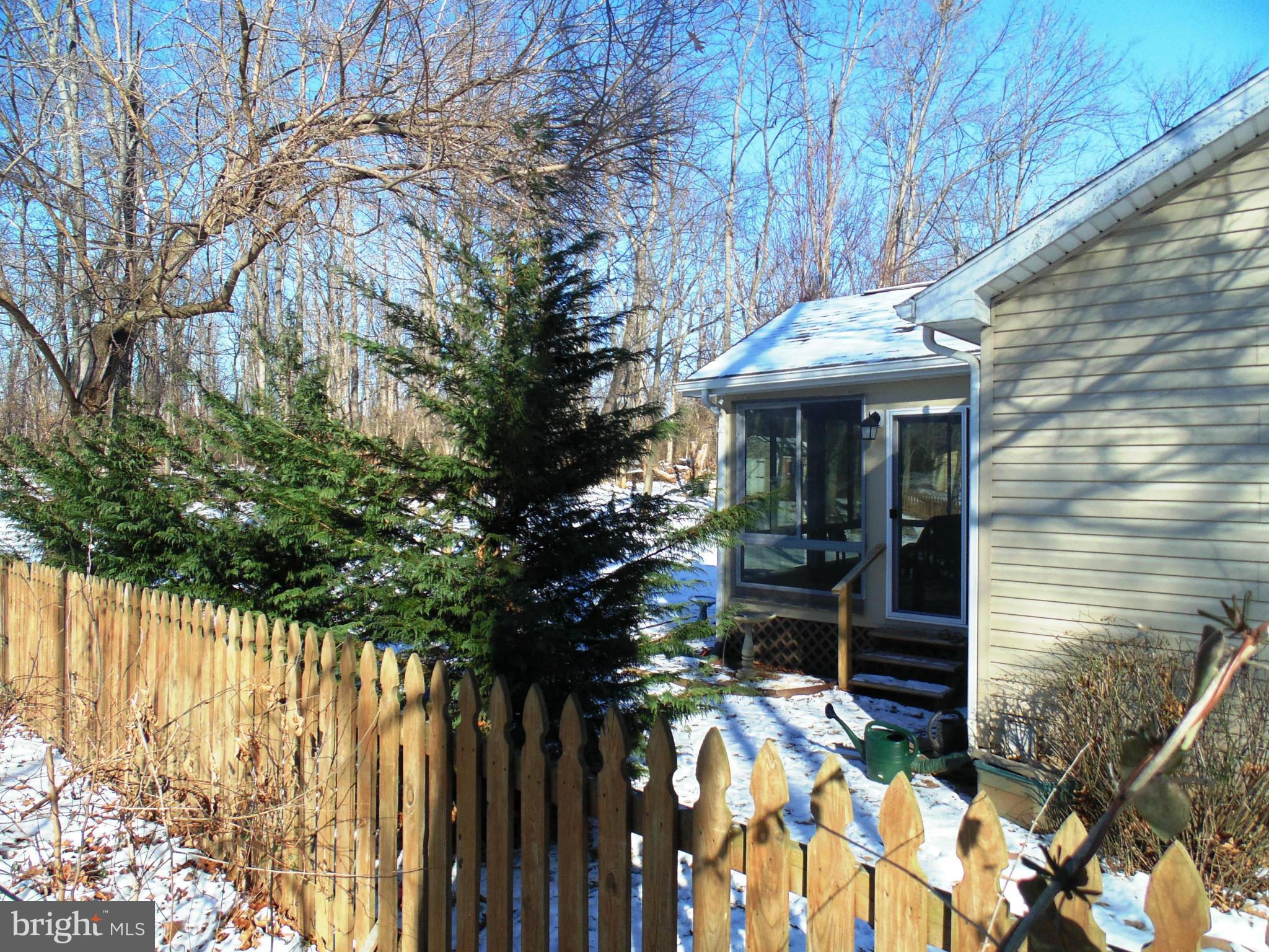 BENTWOOD ESTATES - Residential