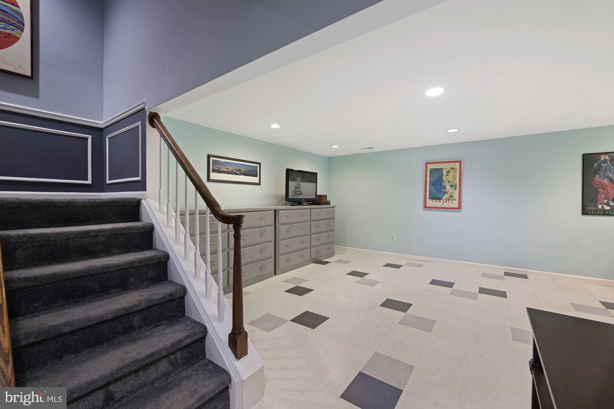 TUCKERMAN STATION - Residential