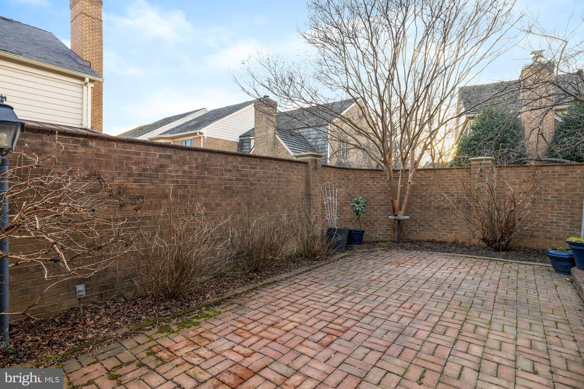 TUCKERMAN STATION - Residential